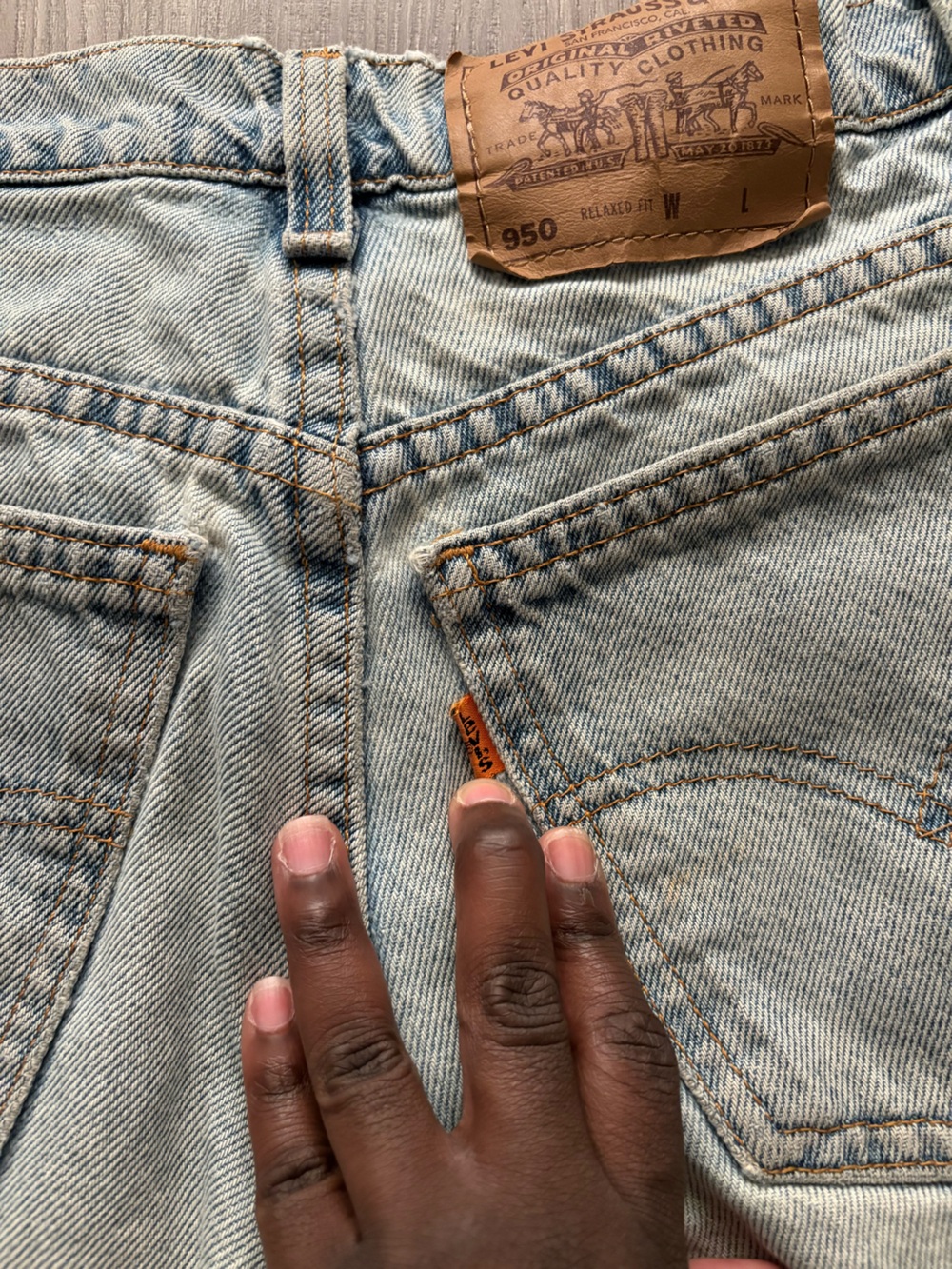 Orange Tab Levi's Light Wash Distressed Denim High Waisted Shorts - Picture 4 of 4